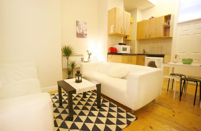 Apartment Short Let Direct - Blessington Street D1